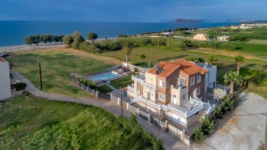Vivenda de 8 divisões em Platanias, Greece N.º 105018