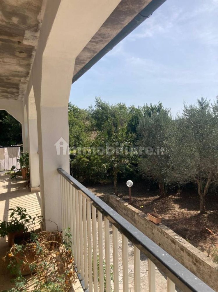 2 Schlafzimmer Haus in Rome, Italy, Nr. 402812