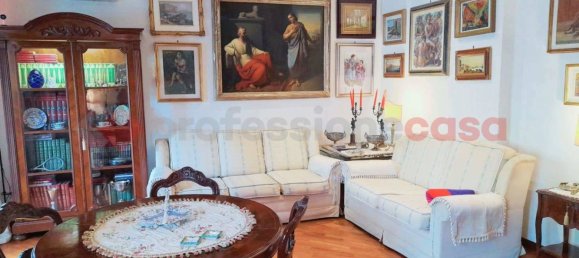 4 rooms Apartment in Naples, Italy No. 98070 15