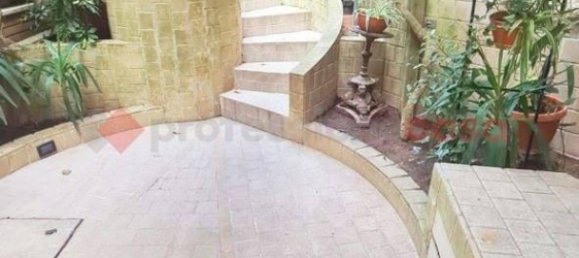 4 rooms Apartment in Naples, Italy No. 98070 43