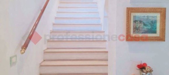 4 rooms Apartment in Naples, Italy No. 98070 11