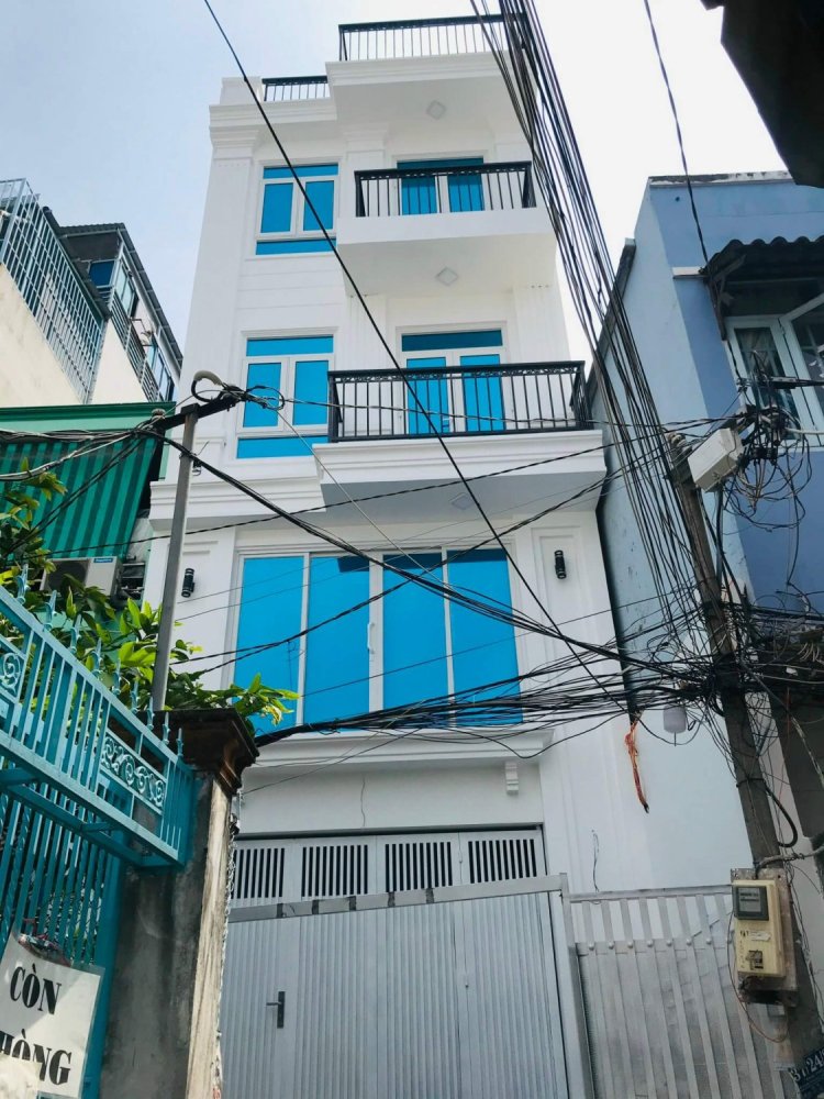 78m² Townhouse in District 7, Vietnam No. 12879
