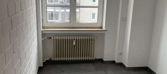 Studio à Cologne, Germany No. 228011 2