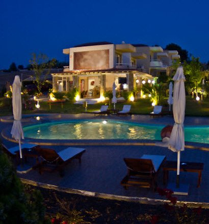 800m² Townhouse in Chalkidiki, Greece No. 8135