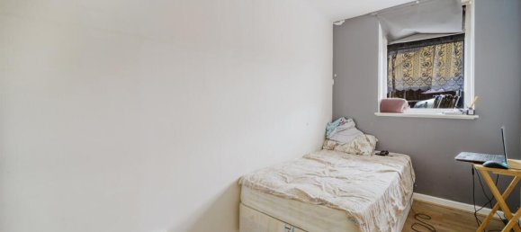 3 bedrooms Maisonette in Feltham, United Kingdom No. 9824 8