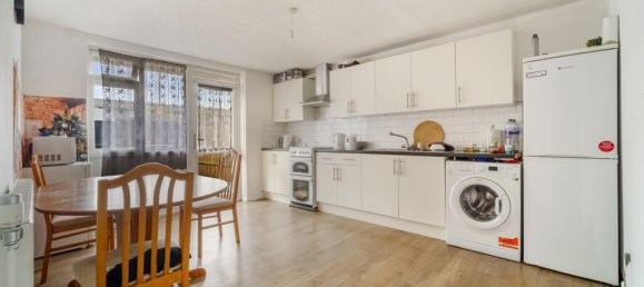 3 bedrooms Maisonette in Feltham, United Kingdom No. 9824 10