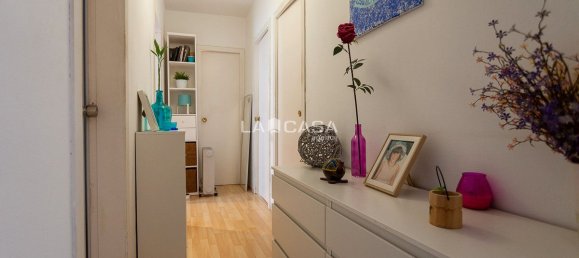 4 bedrooms Apartment in Ciutat Vella, Spain No. 145323 8