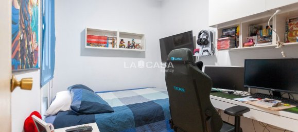 4 bedrooms Apartment in Ciutat Vella, Spain No. 145323 5