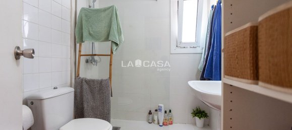 4 bedrooms Apartment in Ciutat Vella, Spain No. 145323 7