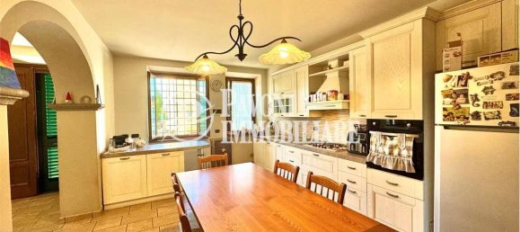 3 Schlafzimmer Haus in Pistoia, Italy, Nr. 258917 34