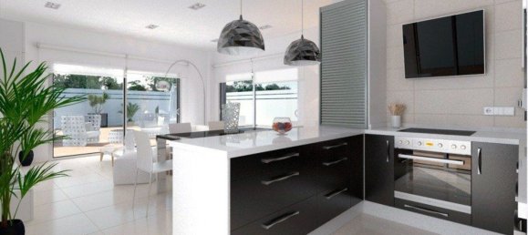  Land in Alicante, Spain No. 97645 3