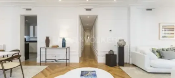 Apartamento T3 em Madrid, Spain N.º 176770 12