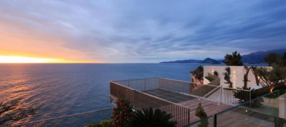 2 bedrooms Apartment in Budva, Montenegro No. 143 12