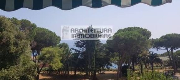 Apartamento de 5 habitaciónes en Varazze, Italy No. 104754 2