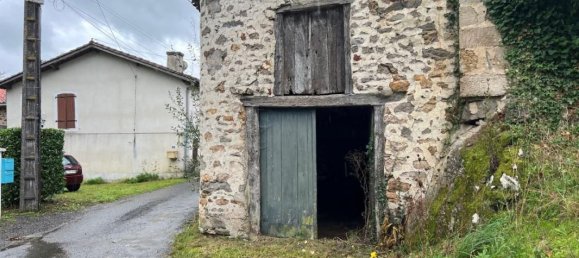 Casa de 2 dormitorios en Charente, France No. 200202 16