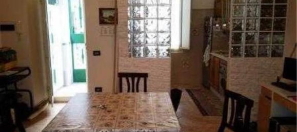 1 Schlafzimmer Wohnung in Naples, Italy, Nr. 253427 2