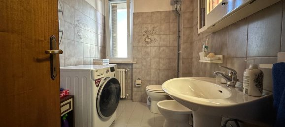 8 rooms House in Rocca Santa Maria, Italy No. 88443 6