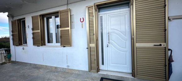 8 rooms House in Rocca Santa Maria, Italy No. 88443 24