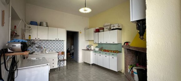 8 rooms House in Rocca Santa Maria, Italy No. 88443 38