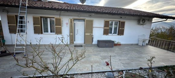 8 rooms House in Rocca Santa Maria, Italy No. 88443 33