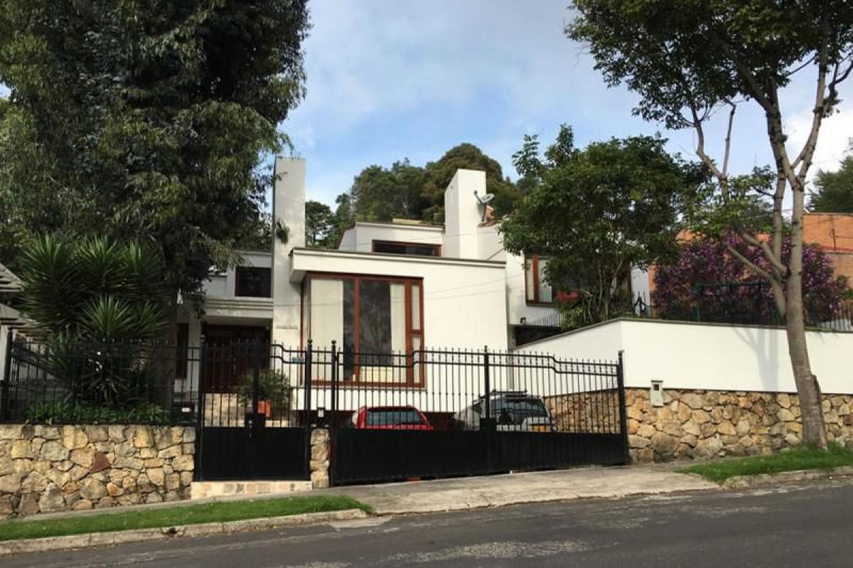 5 bedrooms House in Bogota, Colombia No. 14254