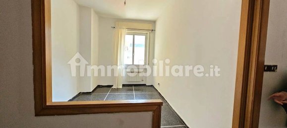 2 Schlafzimmer Wohnung in Genoa, Italy, Nr. 33300 7