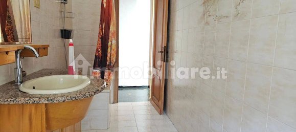 2 Schlafzimmer Wohnung in Genoa, Italy, Nr. 33300 17