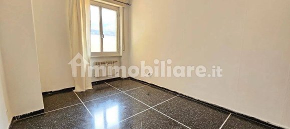 2 Schlafzimmer Wohnung in Genoa, Italy, Nr. 33300 9