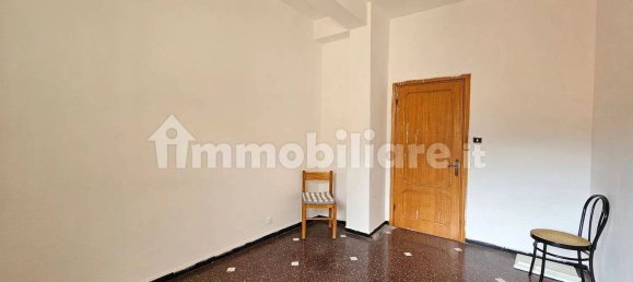 2 Schlafzimmer Wohnung in Genoa, Italy, Nr. 33300 13