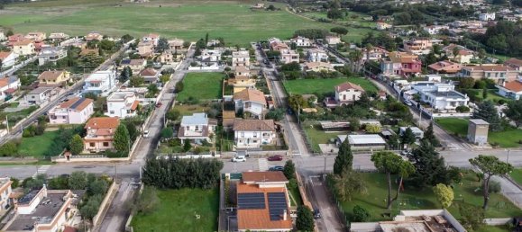 3غرفة شقة في Nettuno, Italy رقم 30764 30