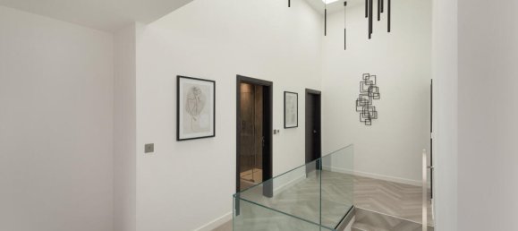 4 bedrooms House in New Romney, United Kingdom No. 10439 4