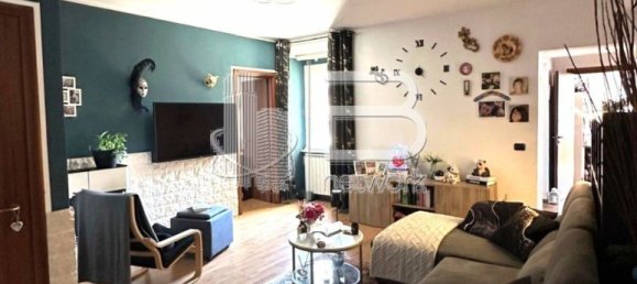 5 bedrooms Apartment in Massa, Italy No. 315567 8