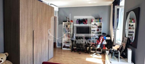 5 bedrooms Apartment in Massa, Italy No. 315567 17