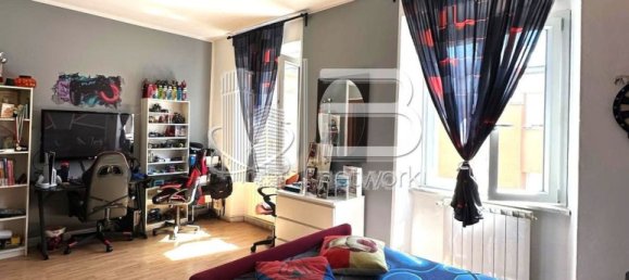 5 bedrooms Apartment in Massa, Italy No. 315567 18