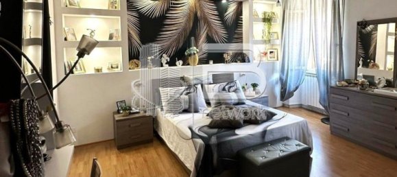 5 bedrooms Apartment in Massa, Italy No. 315567 13