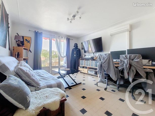 2 bedrooms Apartment in Draguignan, France No. 286615