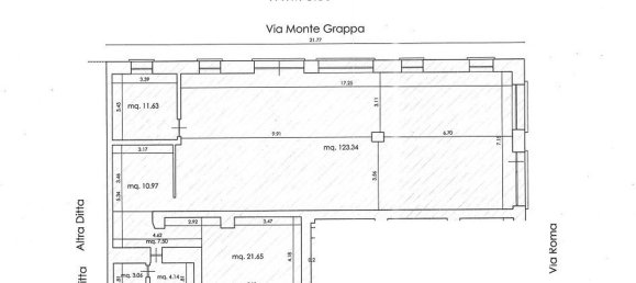 Gewerbliche Immobilie in Santo Stefano Belbo, Italy 180m², Nr. 306661 8