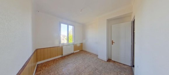 2 Schlafzimmer Haus in Avoine, France, Nr. 257250 6