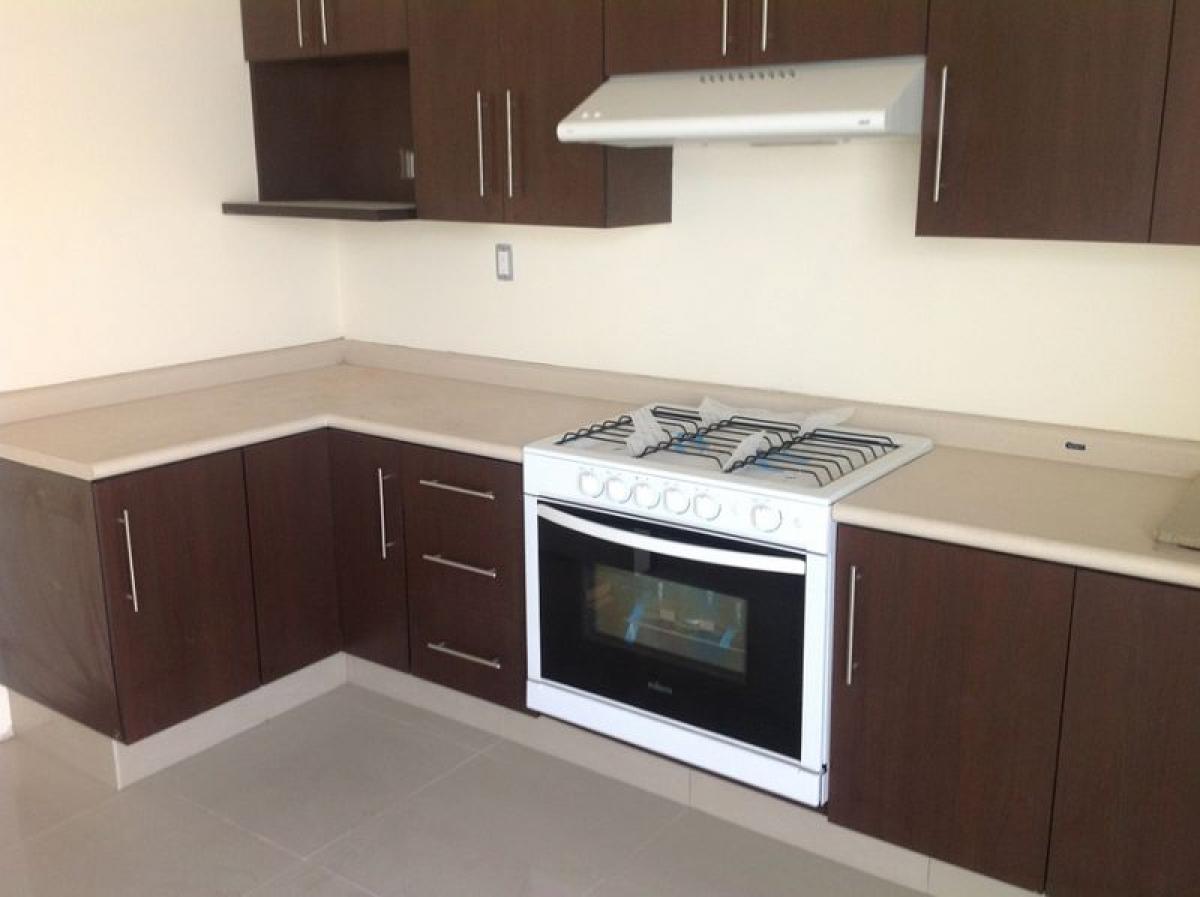 3 bedrooms House in San Luis Potosi, Mexico No. 170505