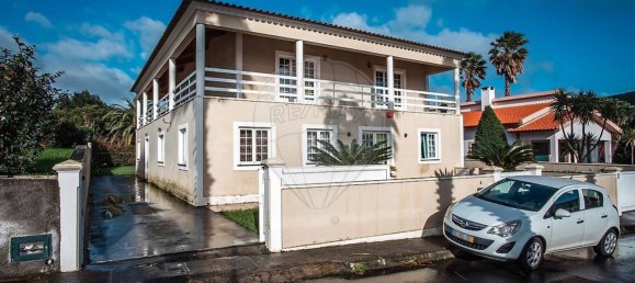 3 Schlafzimmer Haus in Praia da Vitoria, Portugal, Nr. 159884 2