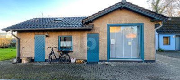 5 rooms House in Plon, Germany No. 221355 3