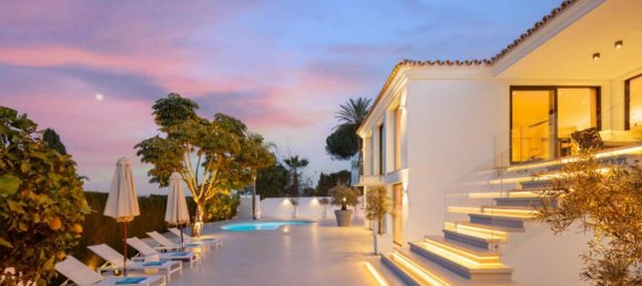 4 bedrooms Villa in Marbella, Spain No. 30601 10