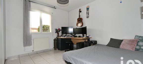 4 bedrooms Villa in Pusignan, France No. 198609 16