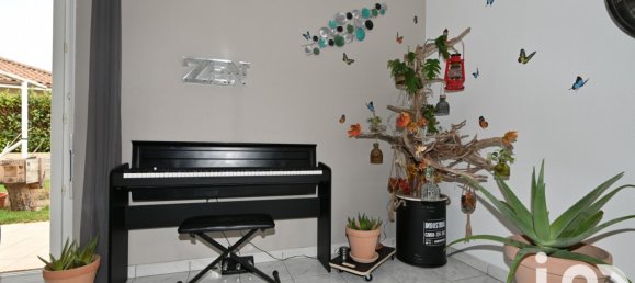 4 bedrooms Villa in Pusignan, France No. 198609 10