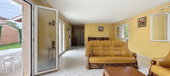 3 Schlafzimmer Haus in Mions, France, Nr. 350845 9