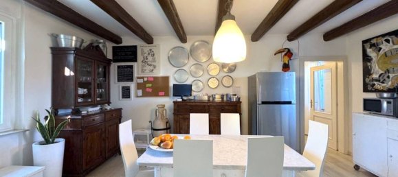 5 Schlafzimmer Villa in Udine, Italy, Nr. 81681 5