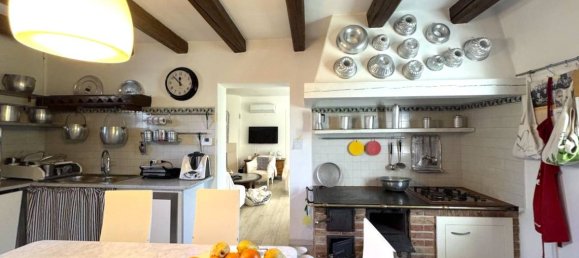 5 Schlafzimmer Villa in Udine, Italy, Nr. 81681 8