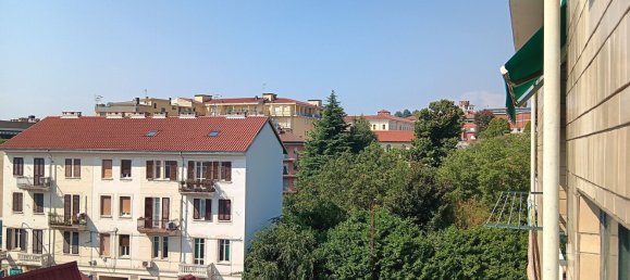 Квартира с 3 спальнями в Ивреа, Италия № 318612 18