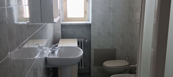 Квартира с 3 спальнями в Ивреа, Италия № 318612 13