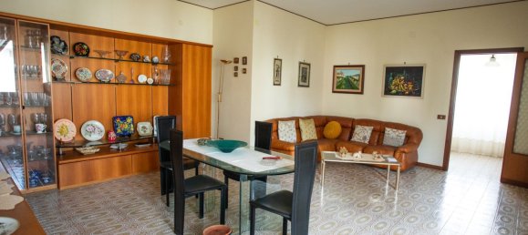 5غرفة شقة في Cagliari, Italy رقم 258047 2